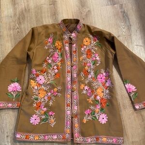 Vintage Embroidered Flowers Shirt Jacket- lined. Beautiful! Bohemian Style